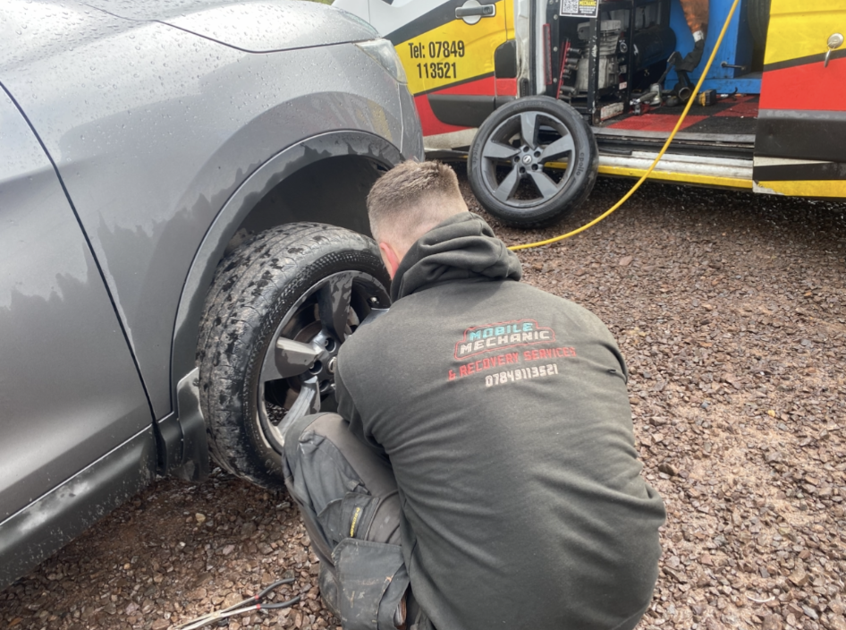 Roadside Tyres Mechanic